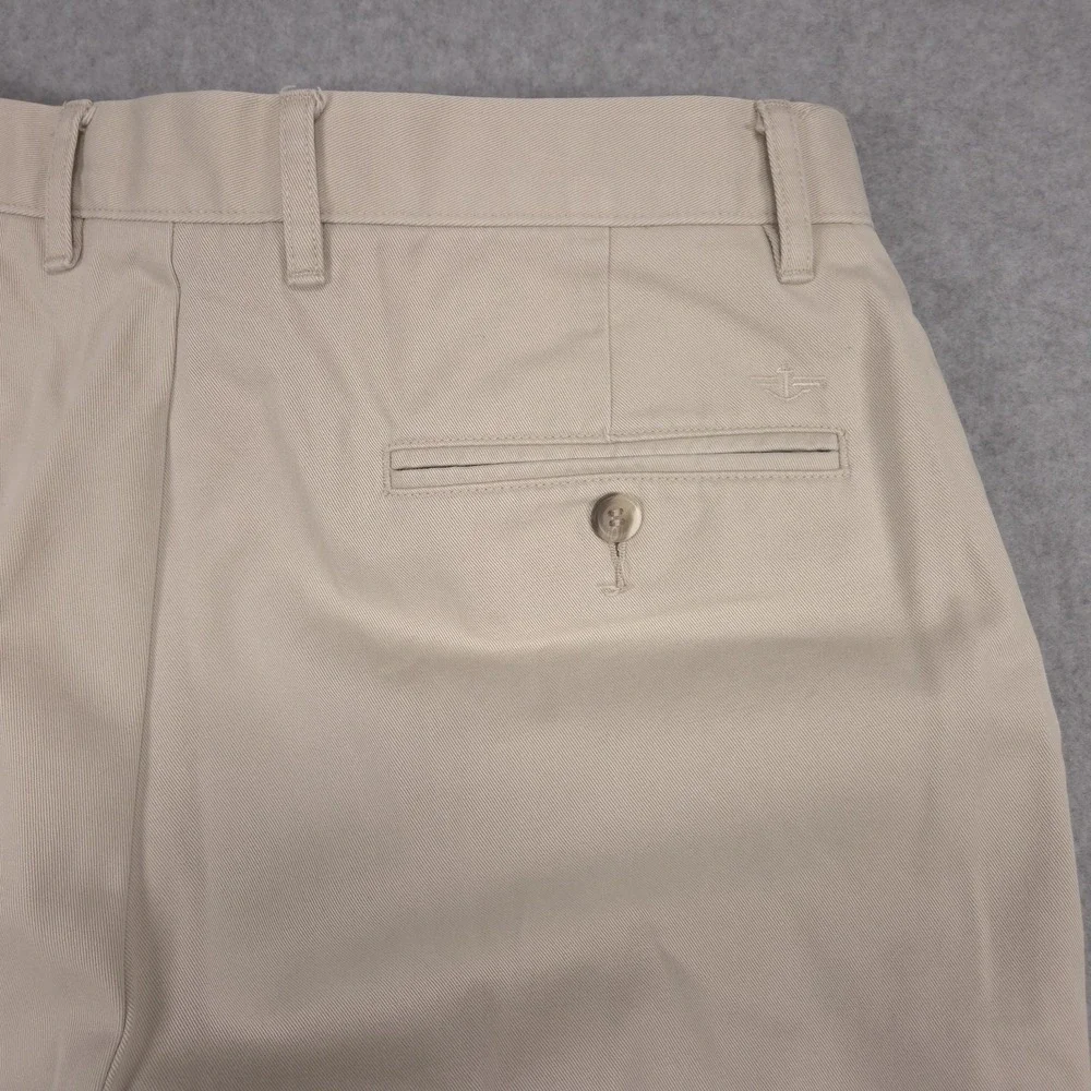 Dockers D3 Mens 34x30 Cream Ivory Khaki Flat Front Casual Chino Pants School